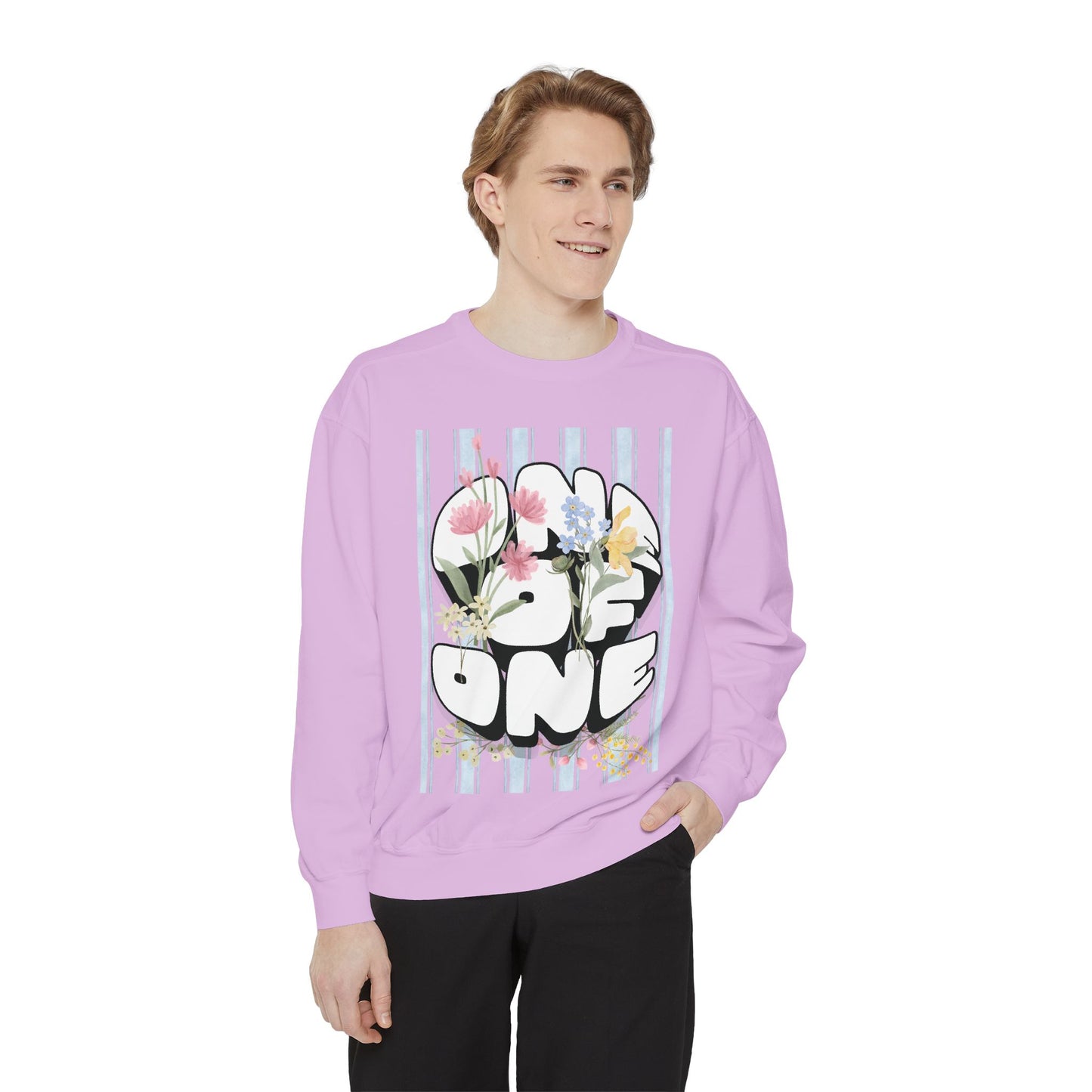 Love One Floral Sweatshirt — Retro Stripe Heart Graphic Crewneck