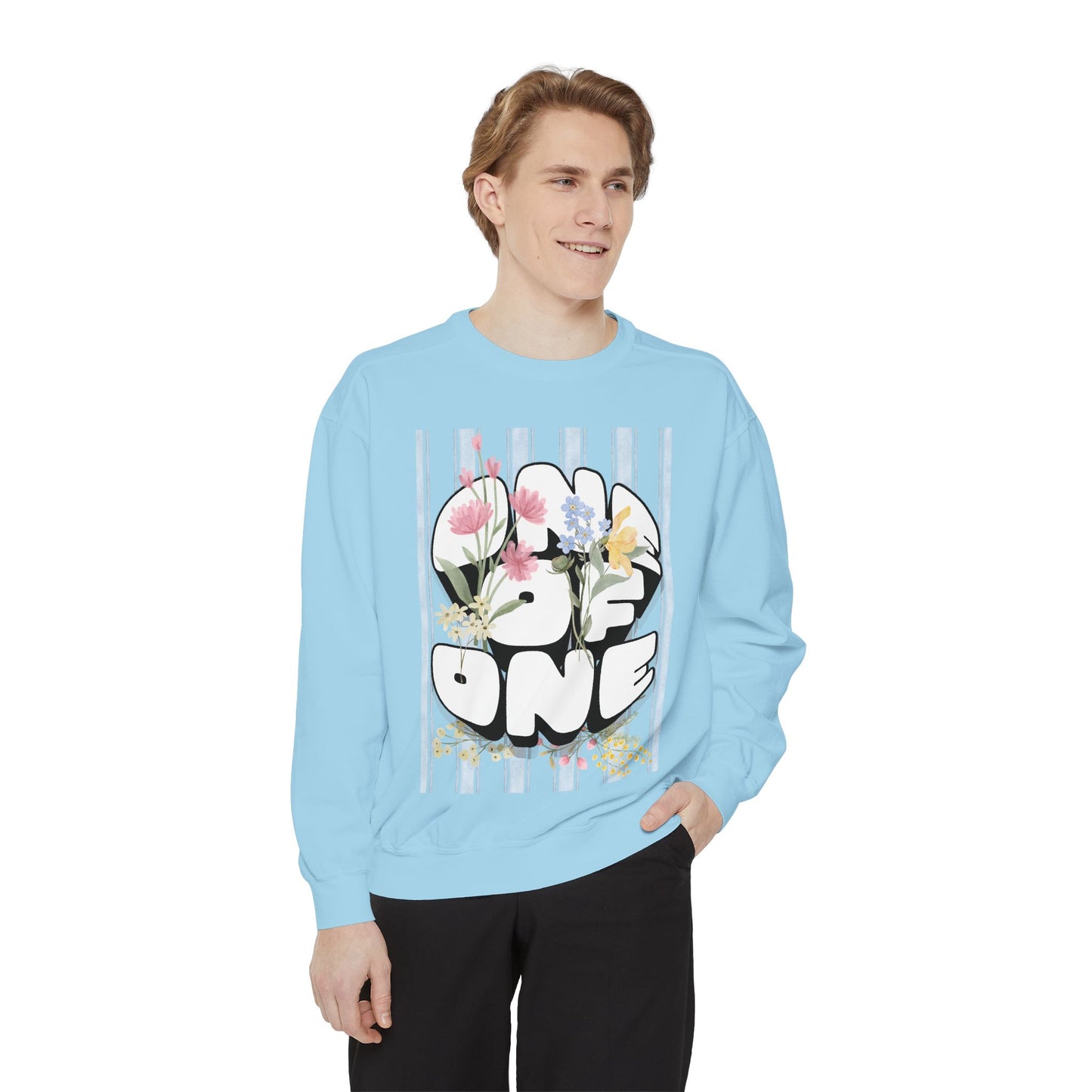 Love One Floral Sweatshirt — Retro Stripe Heart Graphic Crewneck