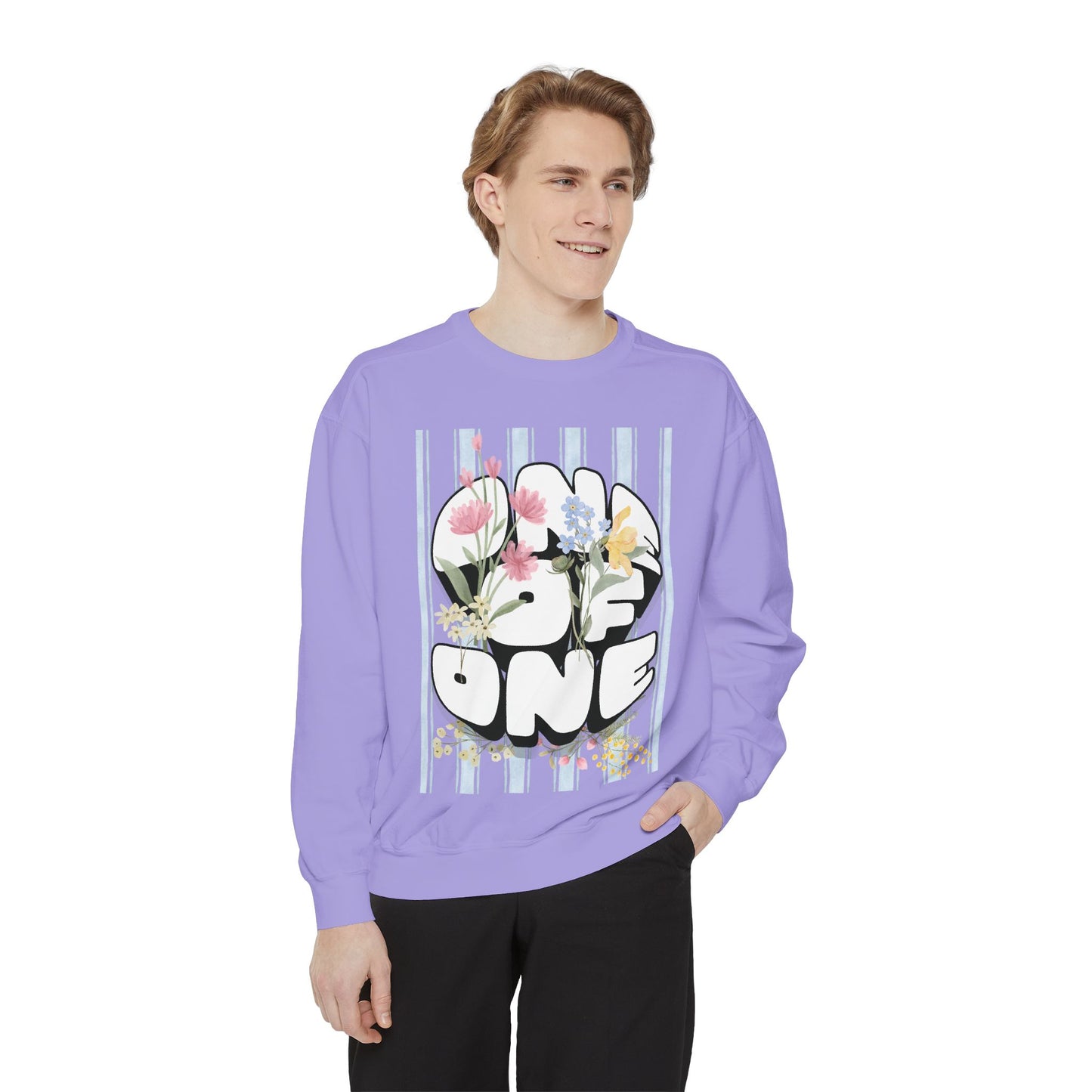 Love One Floral Sweatshirt — Retro Stripe Heart Graphic Crewneck