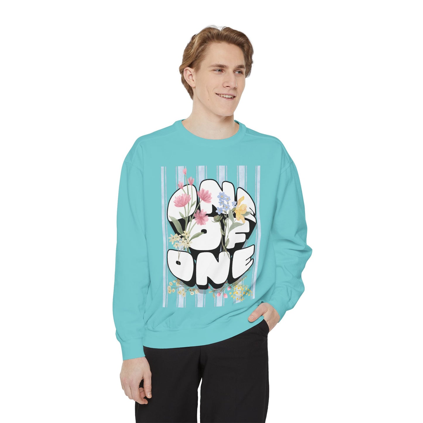 Love One Floral Sweatshirt — Retro Stripe Heart Graphic Crewneck